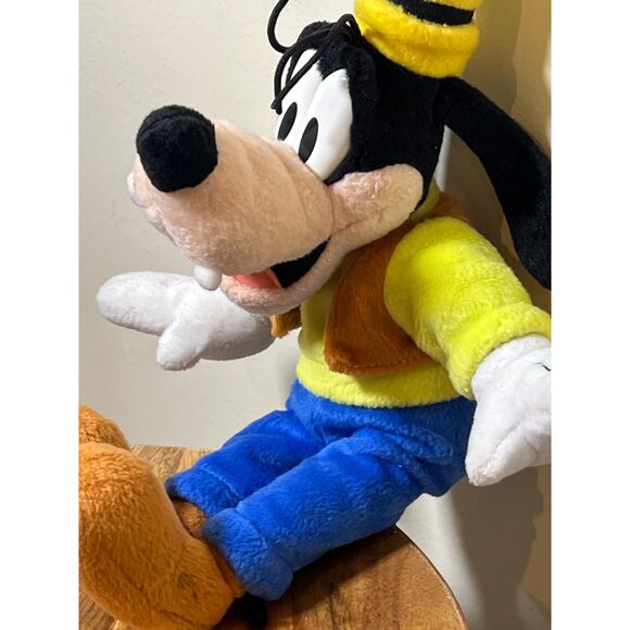 Fisher-Price Other - SOLD Disney Goofy Plush Toy‎ 2001 Fisher-Price Collectible Stuffed Animal